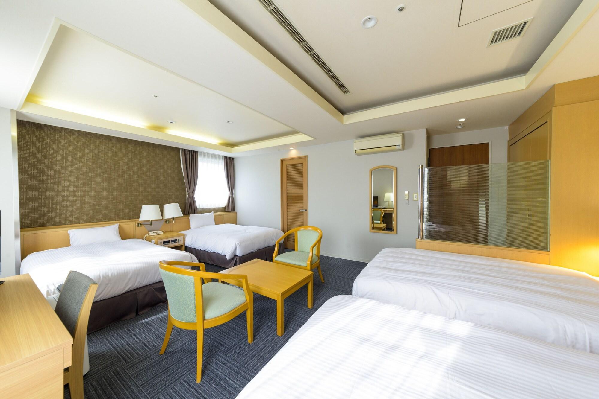 SureStay Plus Hotel by Best Western Shin-Ōsaka Exterior foto