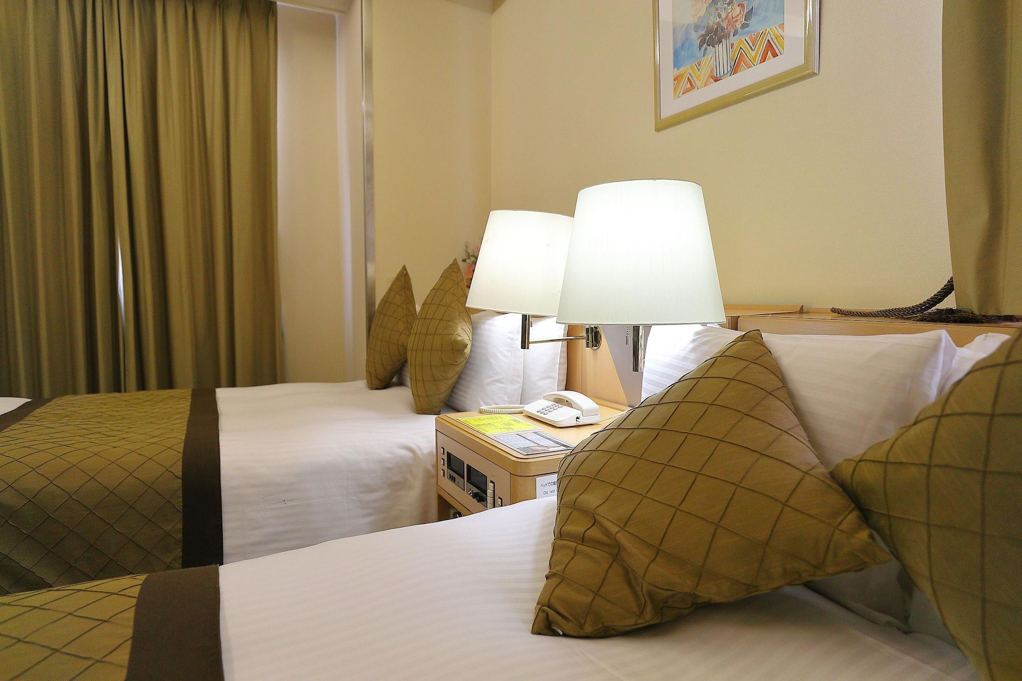 SureStay Plus Hotel by Best Western Shin-Ōsaka Exterior foto