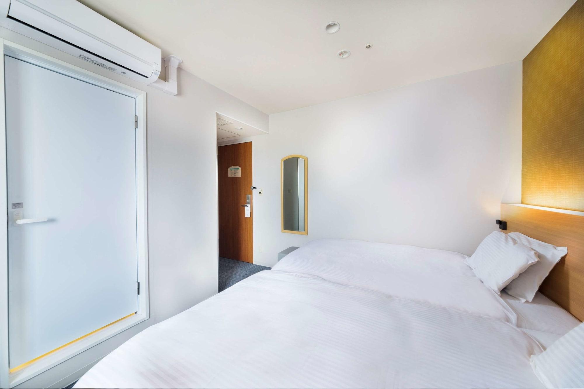 SureStay Plus Hotel by Best Western Shin-Ōsaka Exterior foto