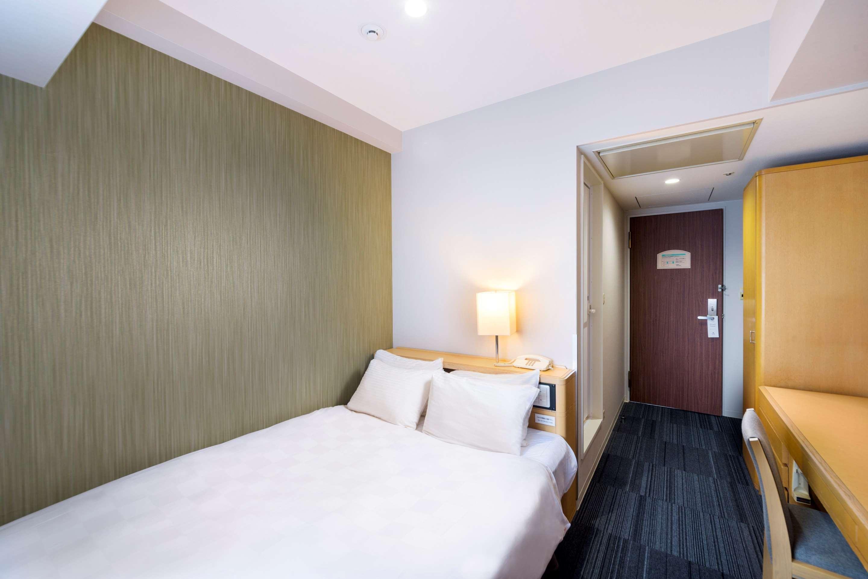 SureStay Plus Hotel by Best Western Shin-Ōsaka Exterior foto